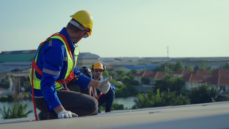 Best Roof Leak Repair  in Dallas, OR